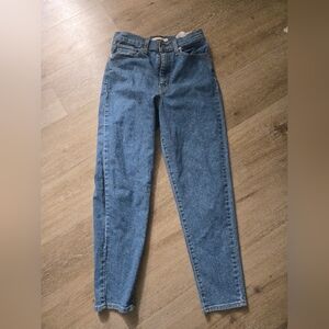 Levi's High-Rise Straight-Leg Jeans in Medium Blue